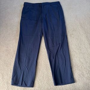 Men’s Van Heusen Flex Navy Blue Straight Leg Work Slacks Pants
